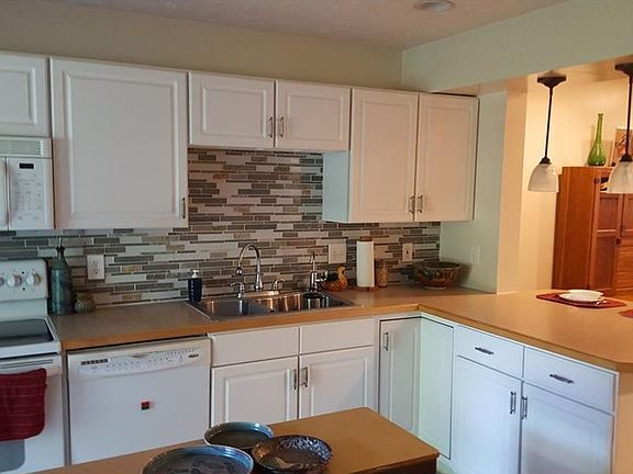 2nd image of 9118 Waymen Dr