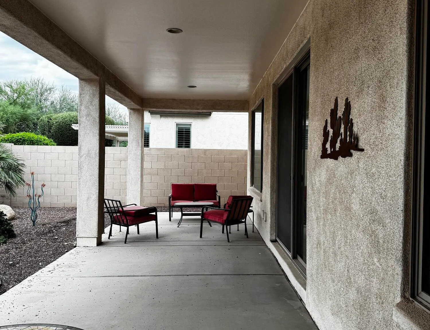 3 bed, 2.0 bath, 2176 sqft, $2,500 — Photo 3