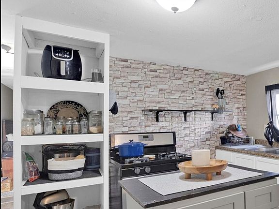 3rd image of 13892 Pioneer Rd Space 17