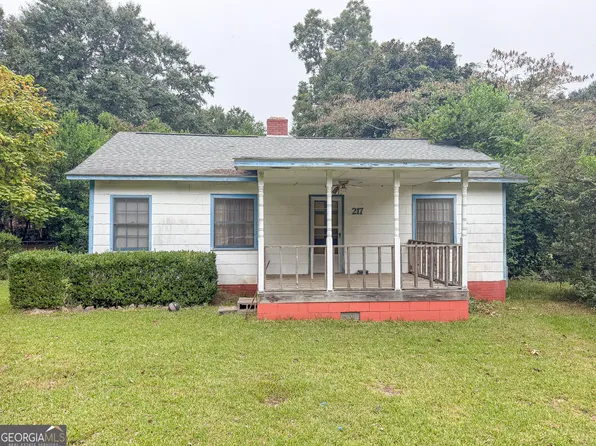 217 Arnold Blvd, Warner Robins, GA 31093