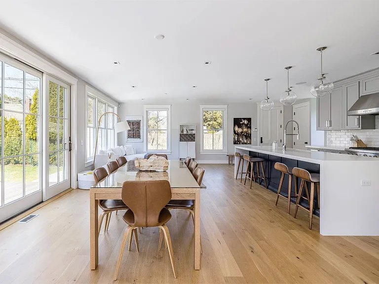 11 Indian Hill Rd — Photo 5