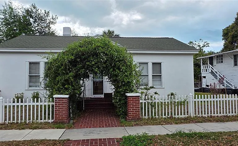 39 Turner St — Photo 1