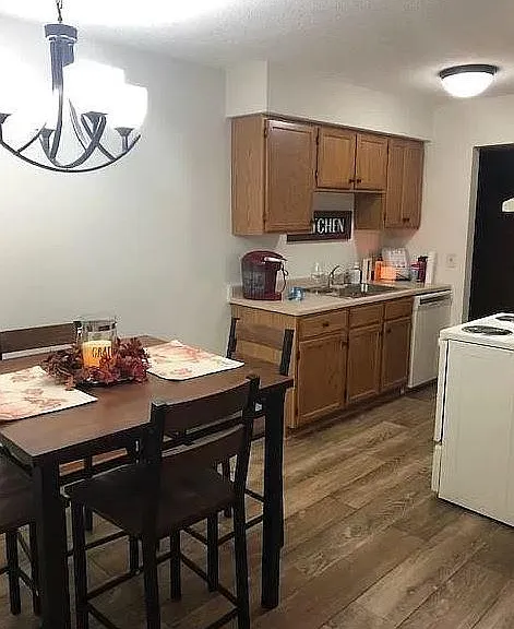 Dining room & Kitchen