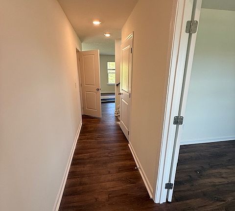2nd image of 2076 Southwood Cir