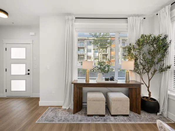 20926 83rd Ave #4, Langley, BC V2Y 1Y9