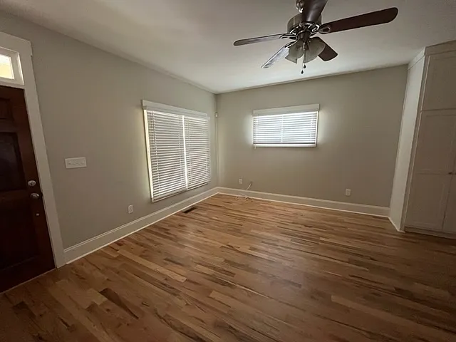 270 Lake St — Photo 4