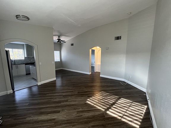 5th image of 10552 Pine Pointe Ave APT 201