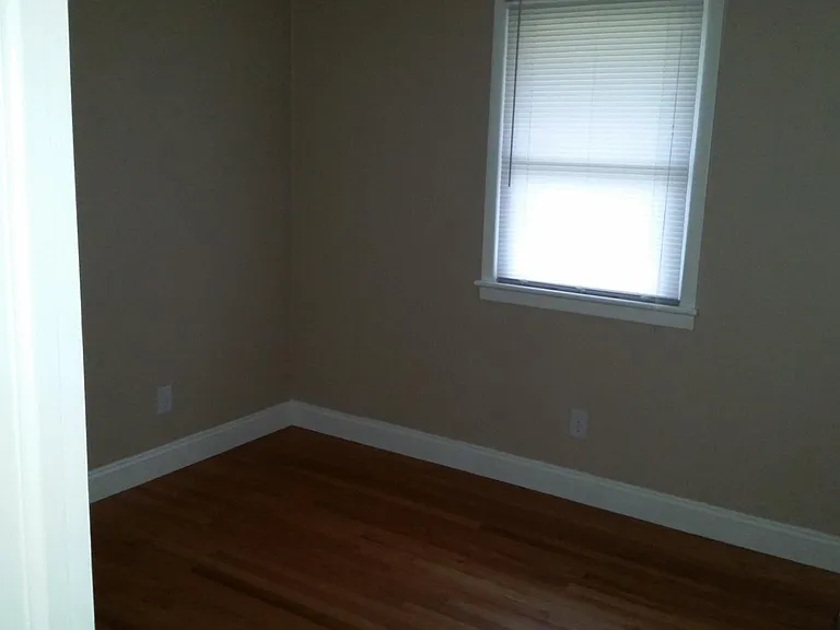 107 Jennings Dr — Photo 10