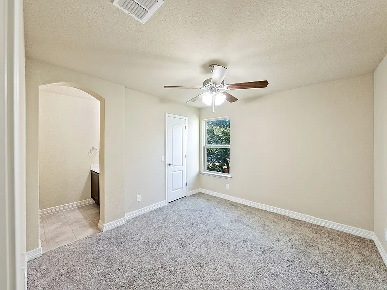 10406 Pecan Crst — Photo 28