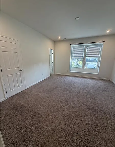 4208 Aine Dr — Photo 33