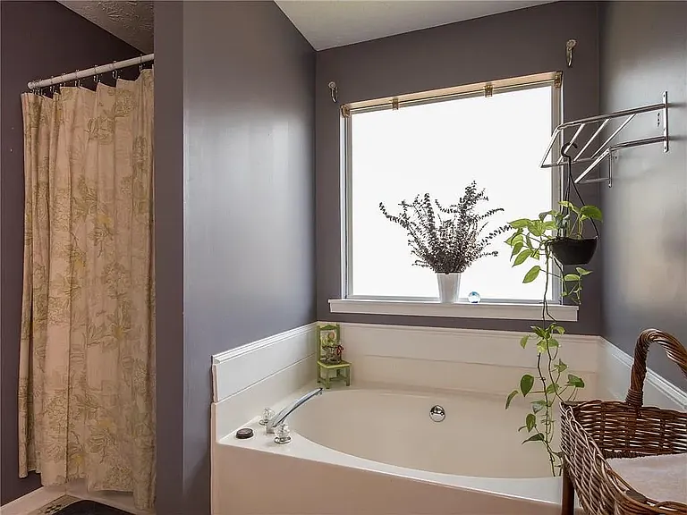 4363 Lock Ness Ln — Photo 22