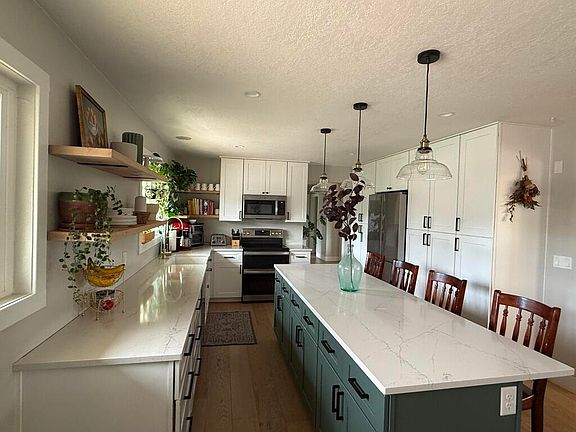5th image of 1273 E Chokeberry Dr