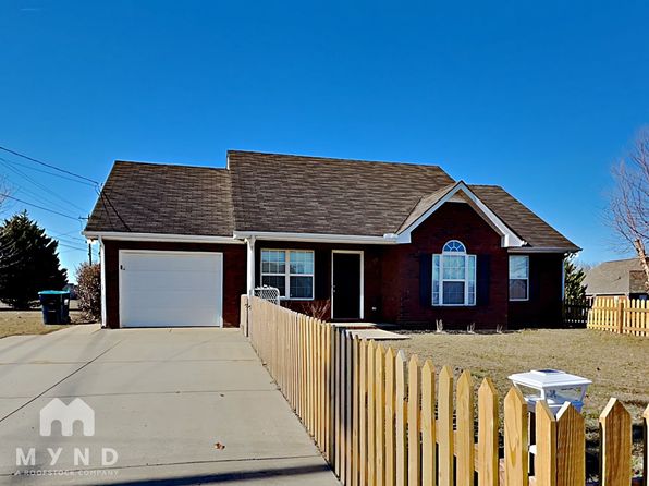 2401 Pinyon Dr