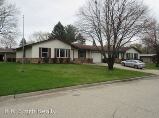 2807 Iroquois Ct, Janesville, WI 53545