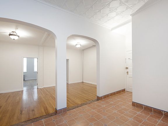 3rd image of 107 N 8th St #1R