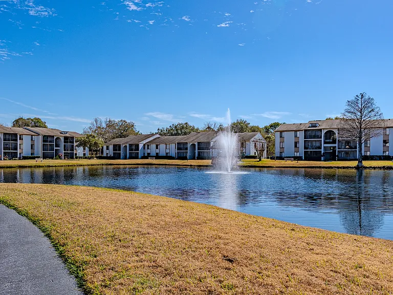 8215 Sun Spring Cir #23 — Photo 34
