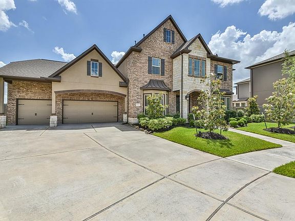 2nd image of 10903 Stonebrook Terrace Dr