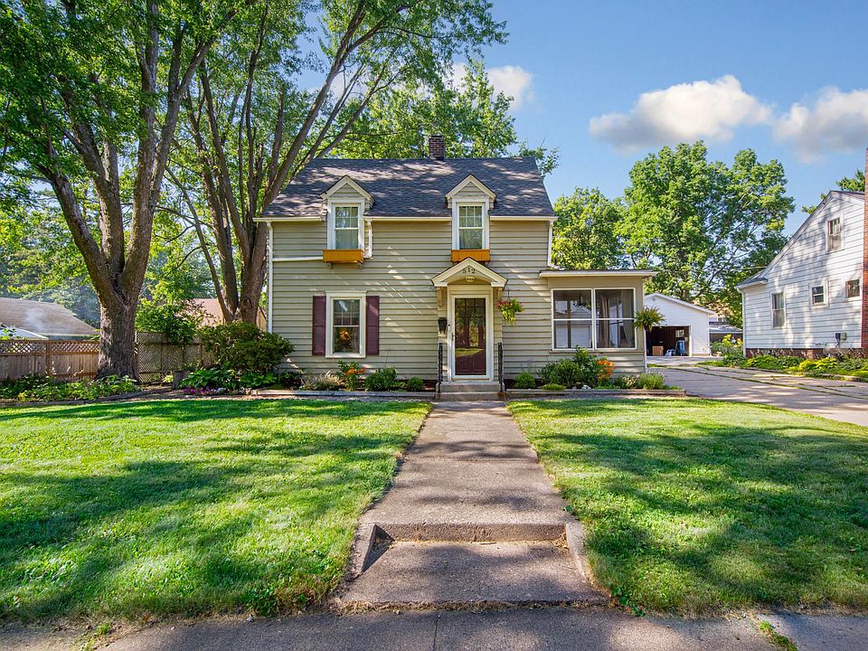 1st image of 512 Agnes St