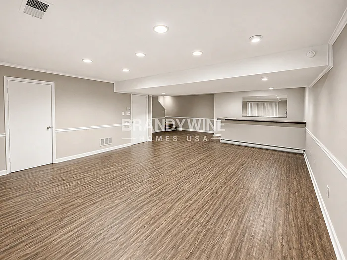 4520 Dorset Cir — Photo 9