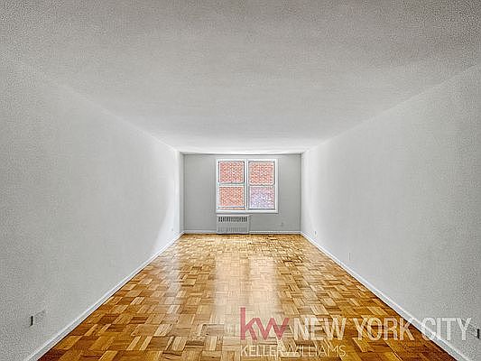 3rd image of 59 Gelston Ave #1M
