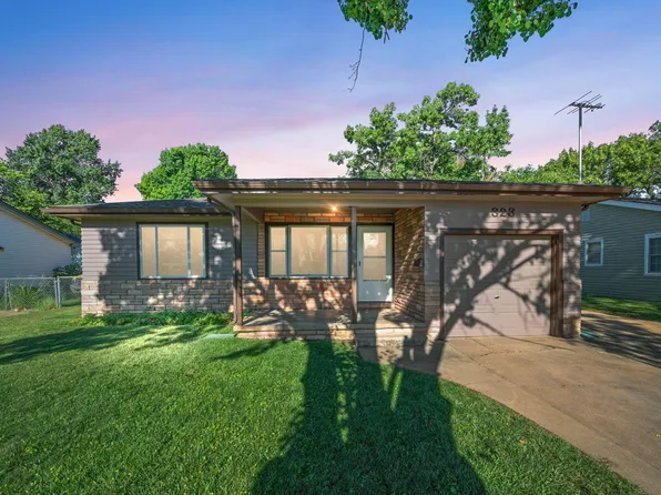 323 S Hungerford Ave, Haysville, KS 67060