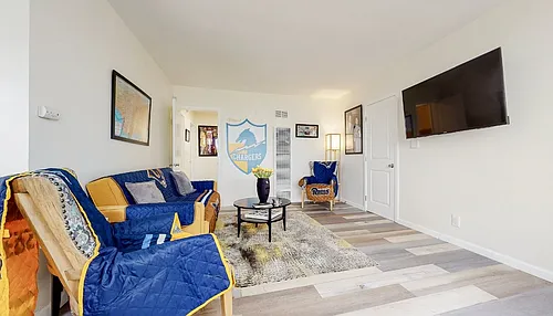 10930 Crenshaw Blvd #3 Photo 1