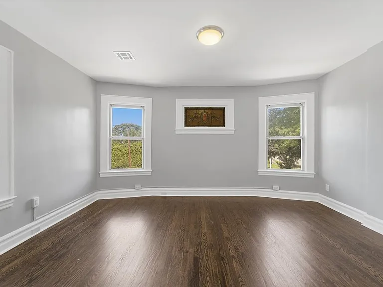 150 Ridge Rd #2 — Photo 8