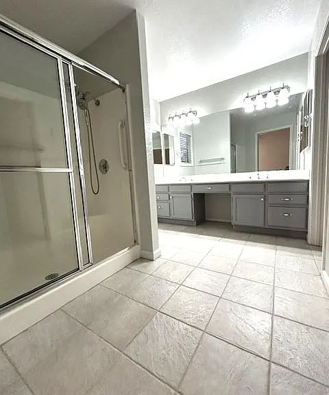 2800 Banyan Tree Ln — Photo 14