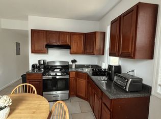 48 Mapes Ave, Newark, NJ 07112