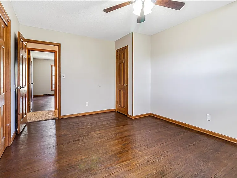 318 Goodrich Dr — Photo 24