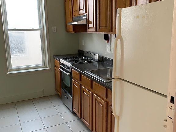 5th image of 1442 Ovington Ave Floor 2