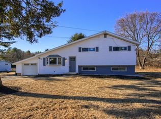 65 School St, North Chelmsford, MA 01863