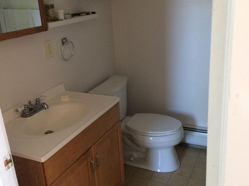 2nd image of 226 Danforth St APT 3