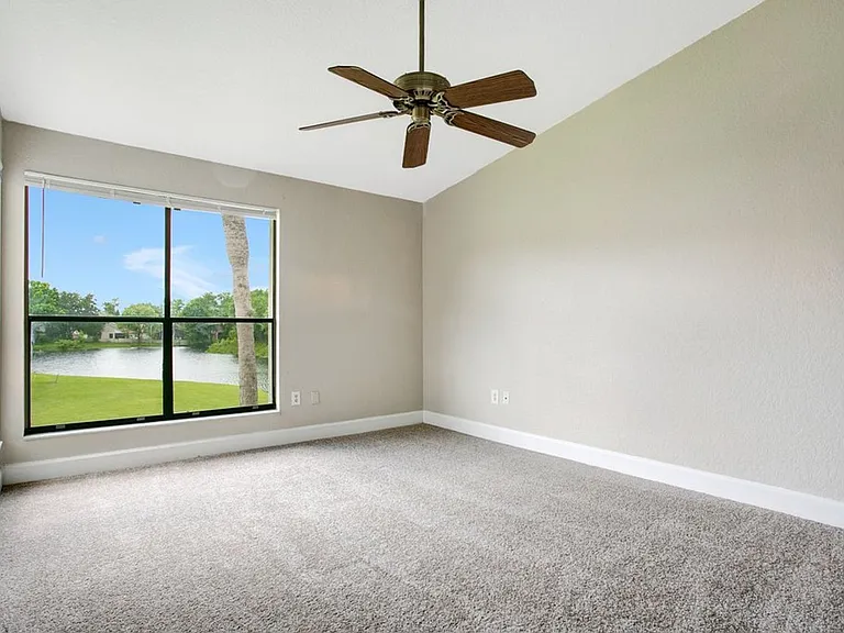 1346 Stearman Ct #16 — Photo 11