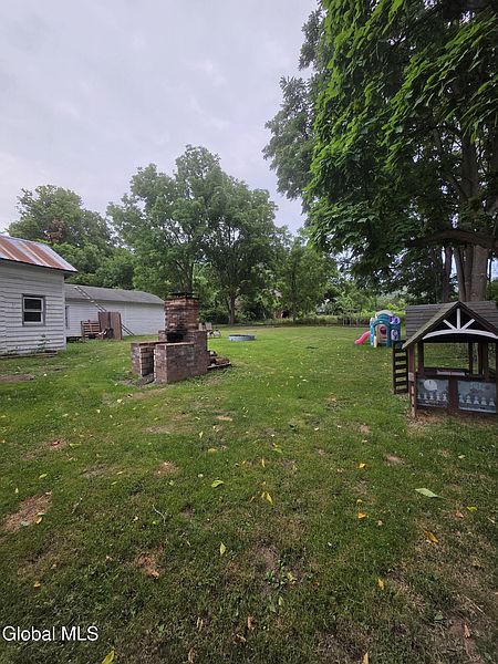 5th image of 1558 Clauverwie Road