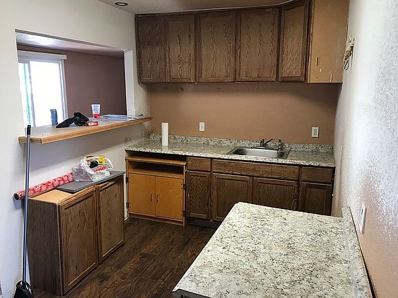 5th image of 339 Dorie St
