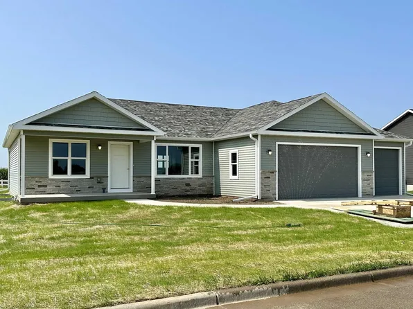 110 Parkview Avenue, Shullsburg, WI 53586
