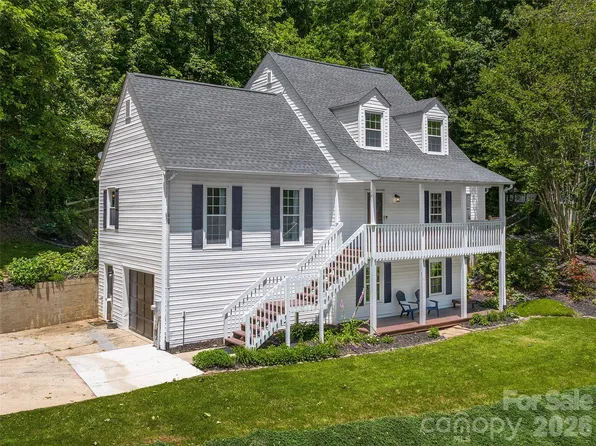 181 Junaluska Oaks Dr, Waynesville, NC 28786
