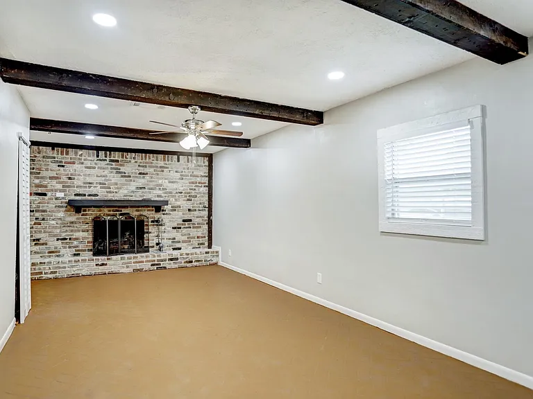 5814 Anaqua Dr — Photo 9