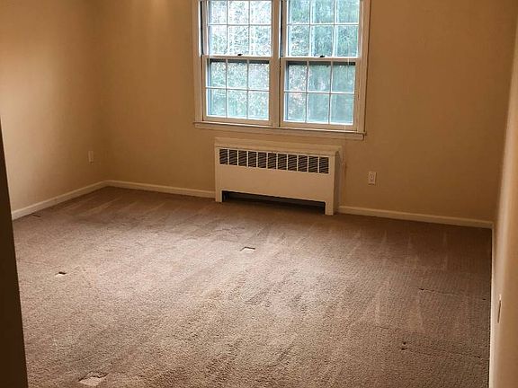 5th image of 22 Park Ave