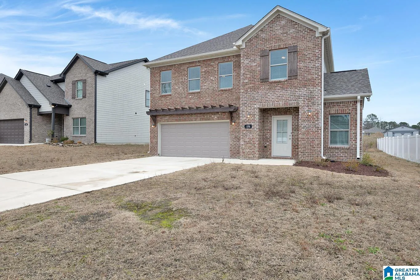 5 bed, 3.0 bath, 2124 sqft, $1,950 — Photo 2