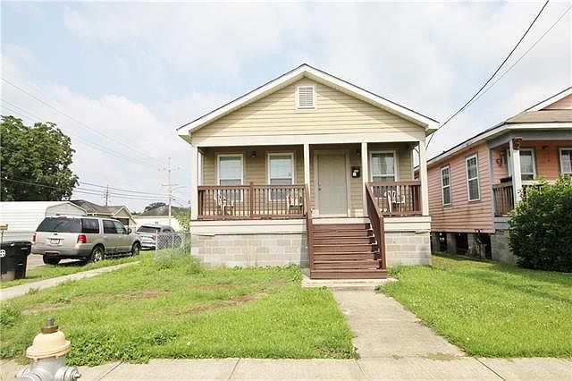 1st image of 1800 Bartholomew St