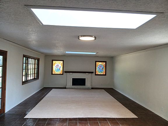 2nd image of 18302 Jocotal Ave