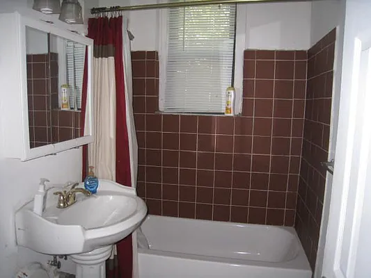 Rented by Alexiou Realty | media 5