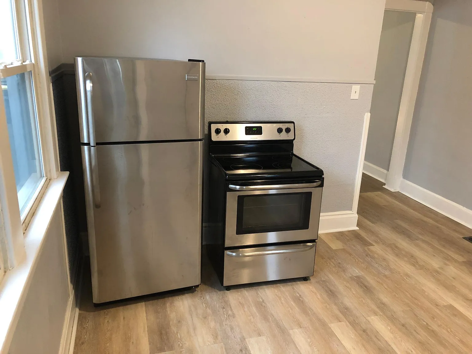 3 bed, 1400 sqft, $1,500 — Photo 4
