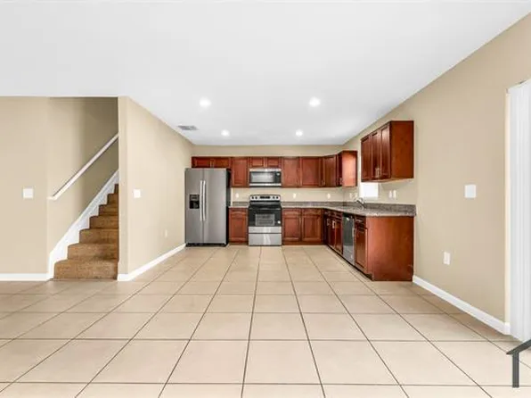 959 SW 15th St, Deerfield Beach, FL 33441