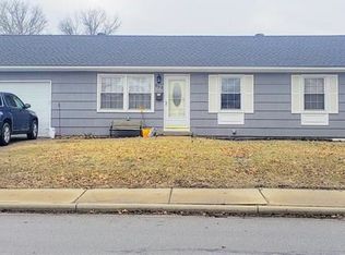 563 E Prairie St, Olathe, KS 66061