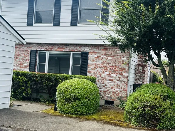 14272 SW Farmington Rd, Beaverton, OR 97005