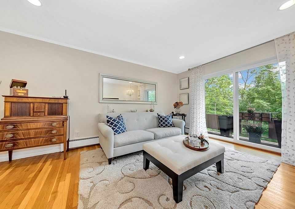 135 Granite Ave APT 49, Dorchester, MA 02124 Zillow