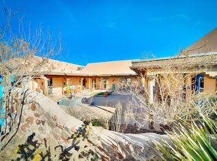 405 S Mountain Vista St, Anthony, NM 88021